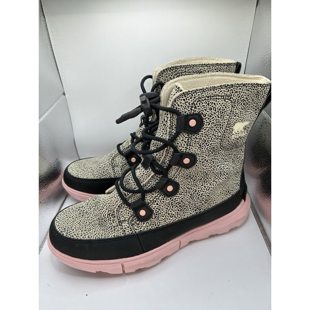 Sorel Explorer Lace Youth 6 Animal Print Waterproof Boots Womens 7.5 Pink Sole - Picture 2 of 8